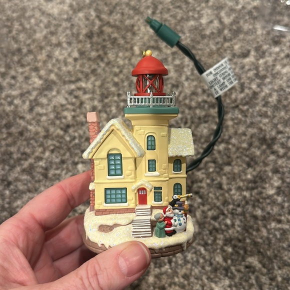 Hallmark Lighthouse Greetings ornament - Picture 3 of 5
